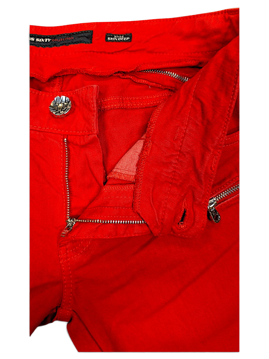 JAKE & IPI pre-owned Miss Sixty Skin Deep red denim jeans featuring a metal button and zip fly detail.