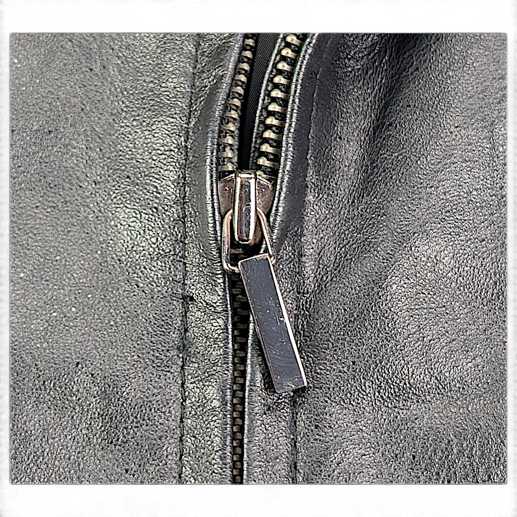 East 5th Black Genuine Leather Zip Jacket – M – main zipper detail.