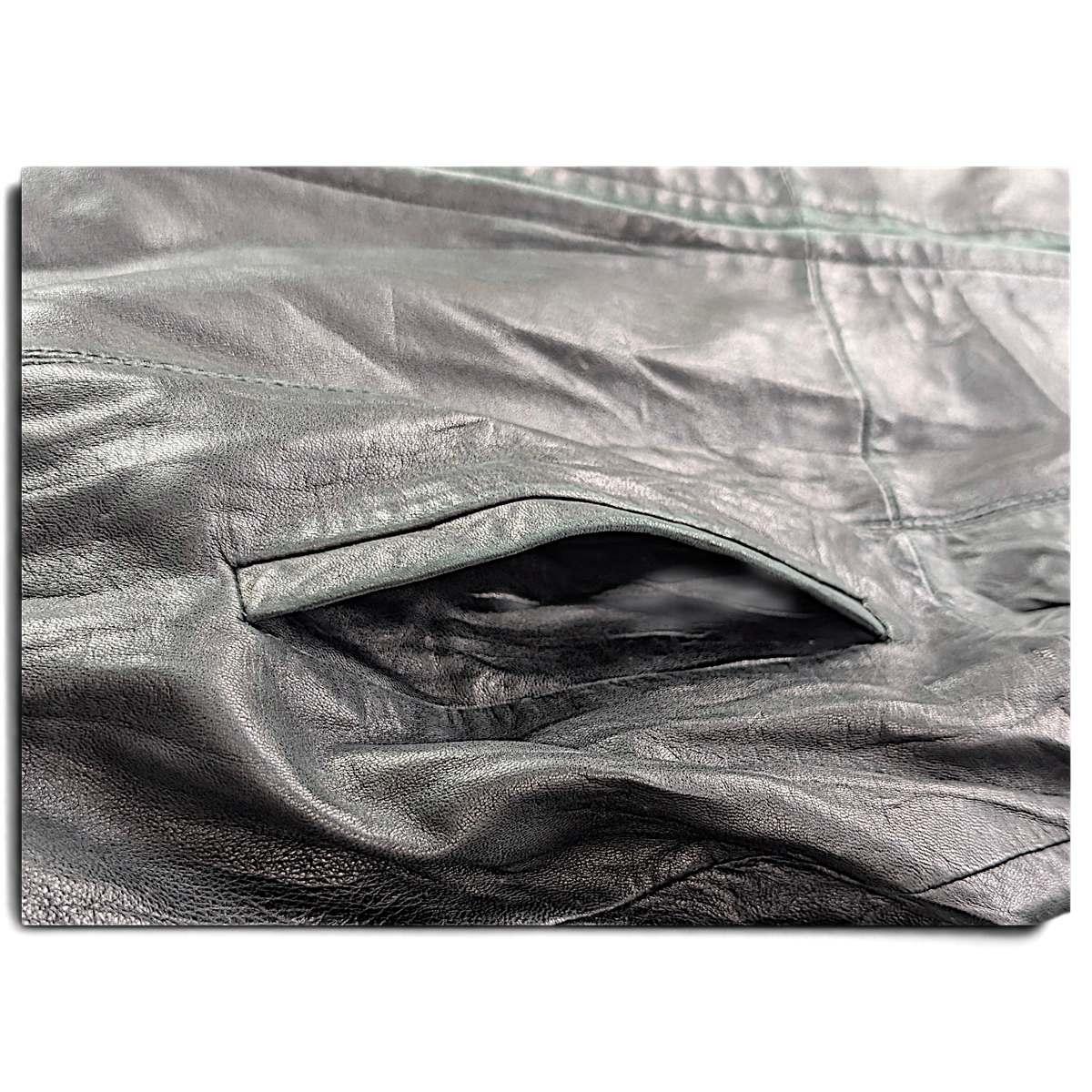 JLC New York Black Genuine Leather Zip Coat – L – pocket detail.