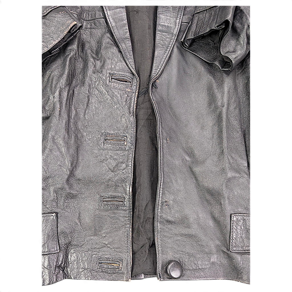 Unbranded Black Leather-Look Blazer with Missing Buttons – 38 – front button area with missing buttons.