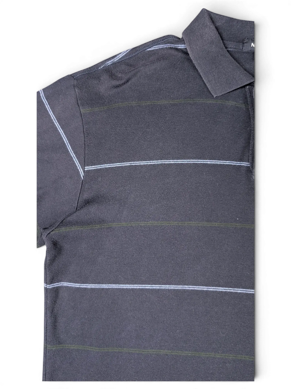 JAKE & IPI pre-owned Nautica navy polo shirt featuring subtle horizontal stripes and a classic collar design.