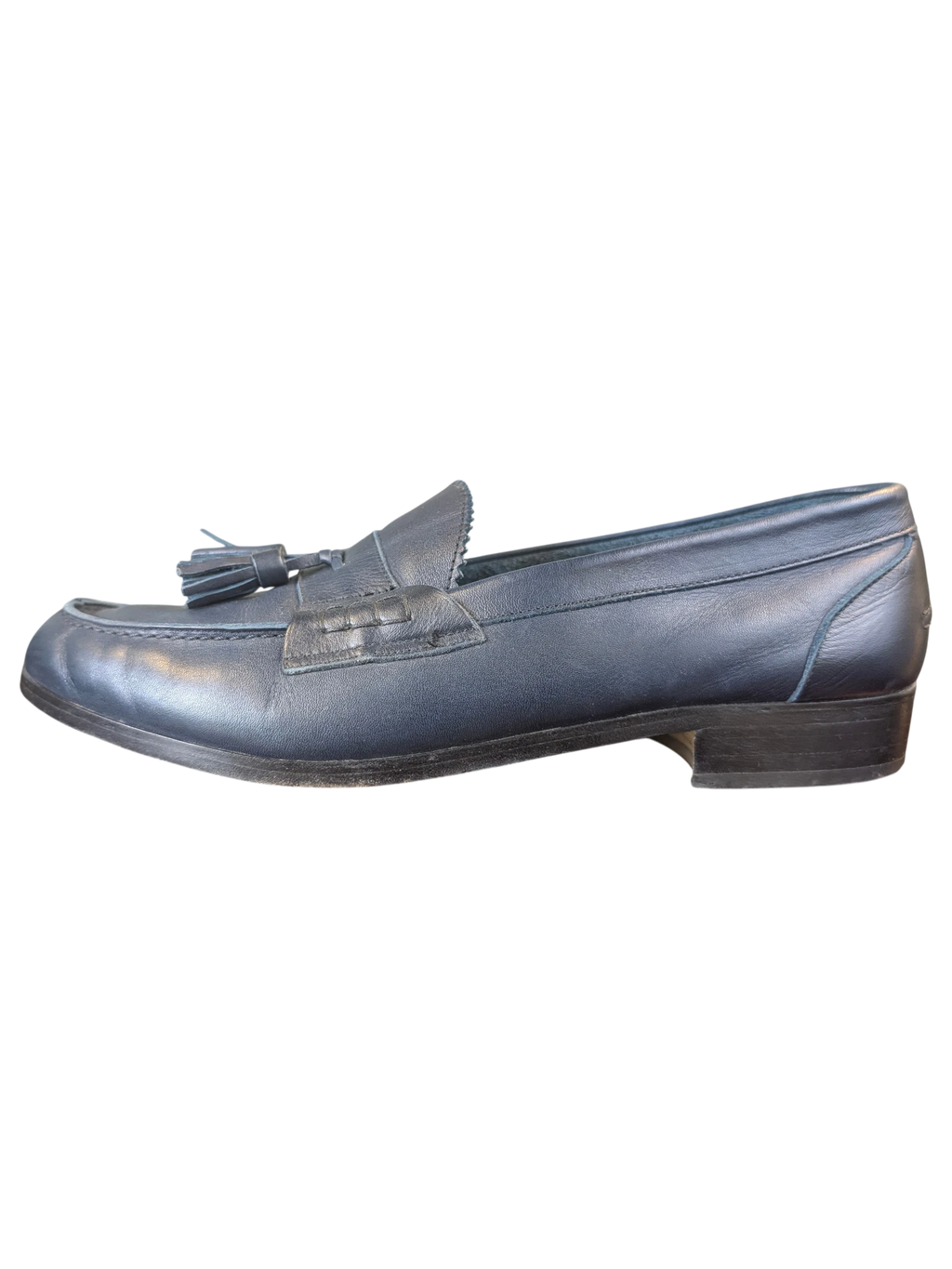 JAKE & IPI navy blue leather tassel loafers with a low block heel, side profile view.