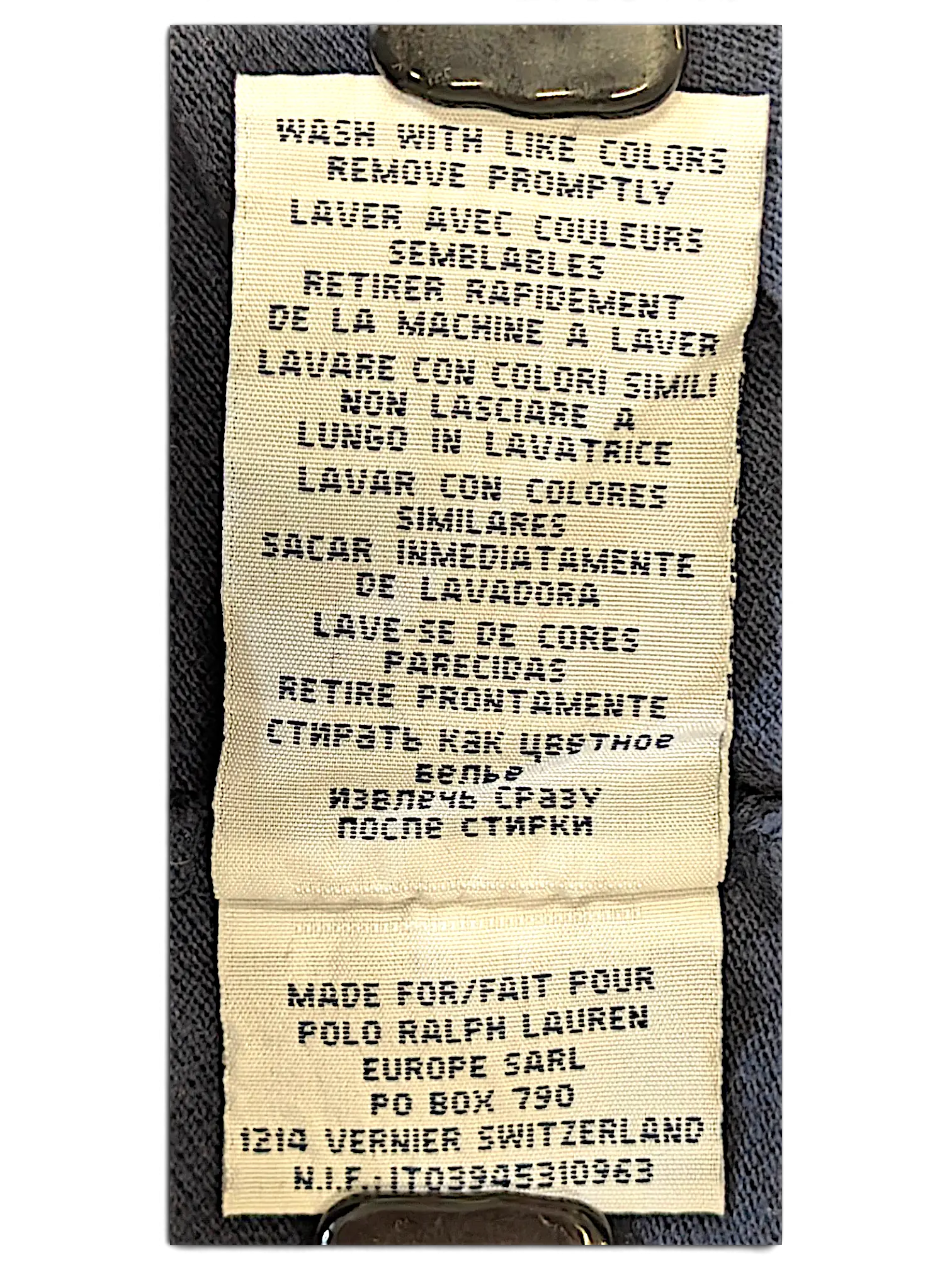 JAKE & IPI care label for IBE Polo Big Pony Polo Shirt with multi-language washing instructions