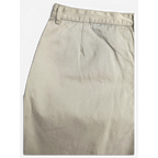 JAKE & IPI Portobello’s beige pleated trousers with a straight leg cut and visible fabric texture.