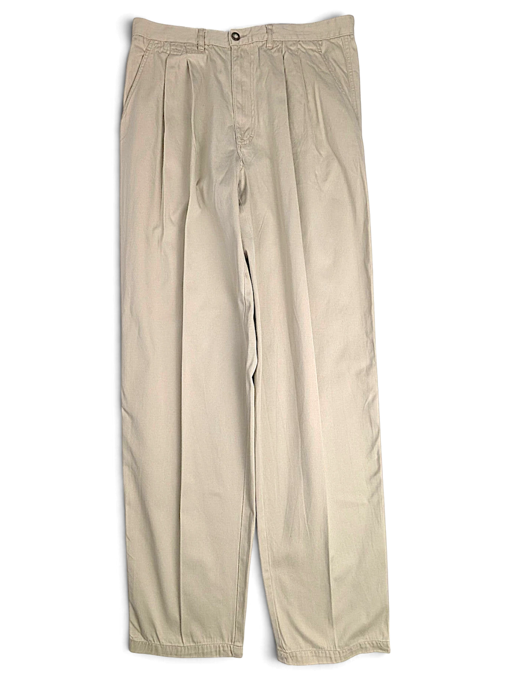JAKE & IPI pre-owned Portobello’s beige straight-leg trousers with double front pleats and a button closure.