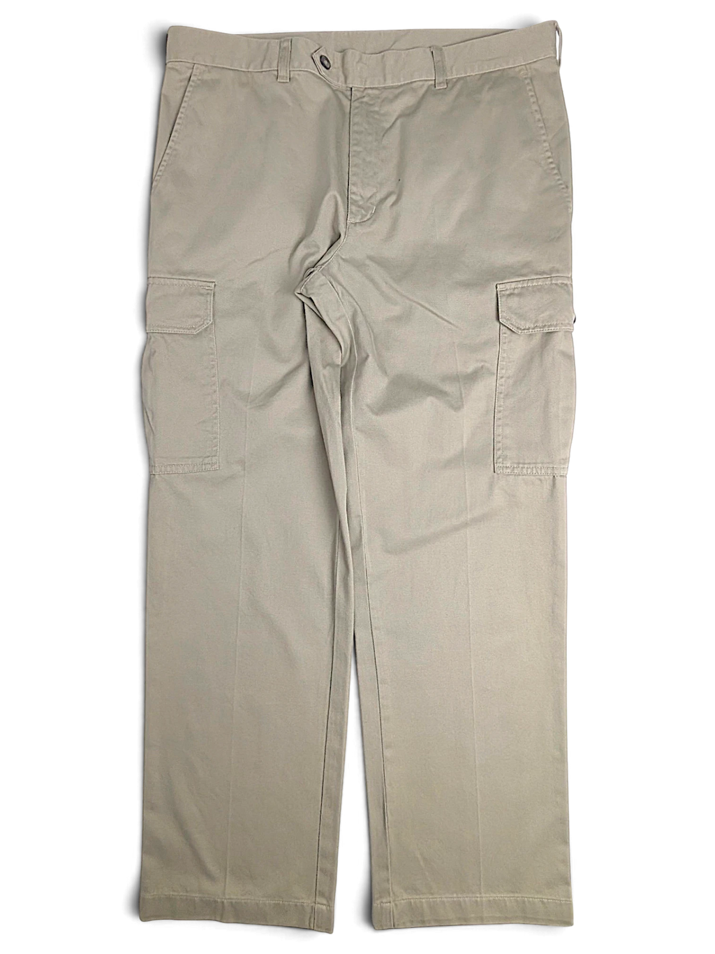 JAKE & IPI pre-owned Rappson light grey cotton cargo trousers with side pockets and a relaxed straight leg fit.