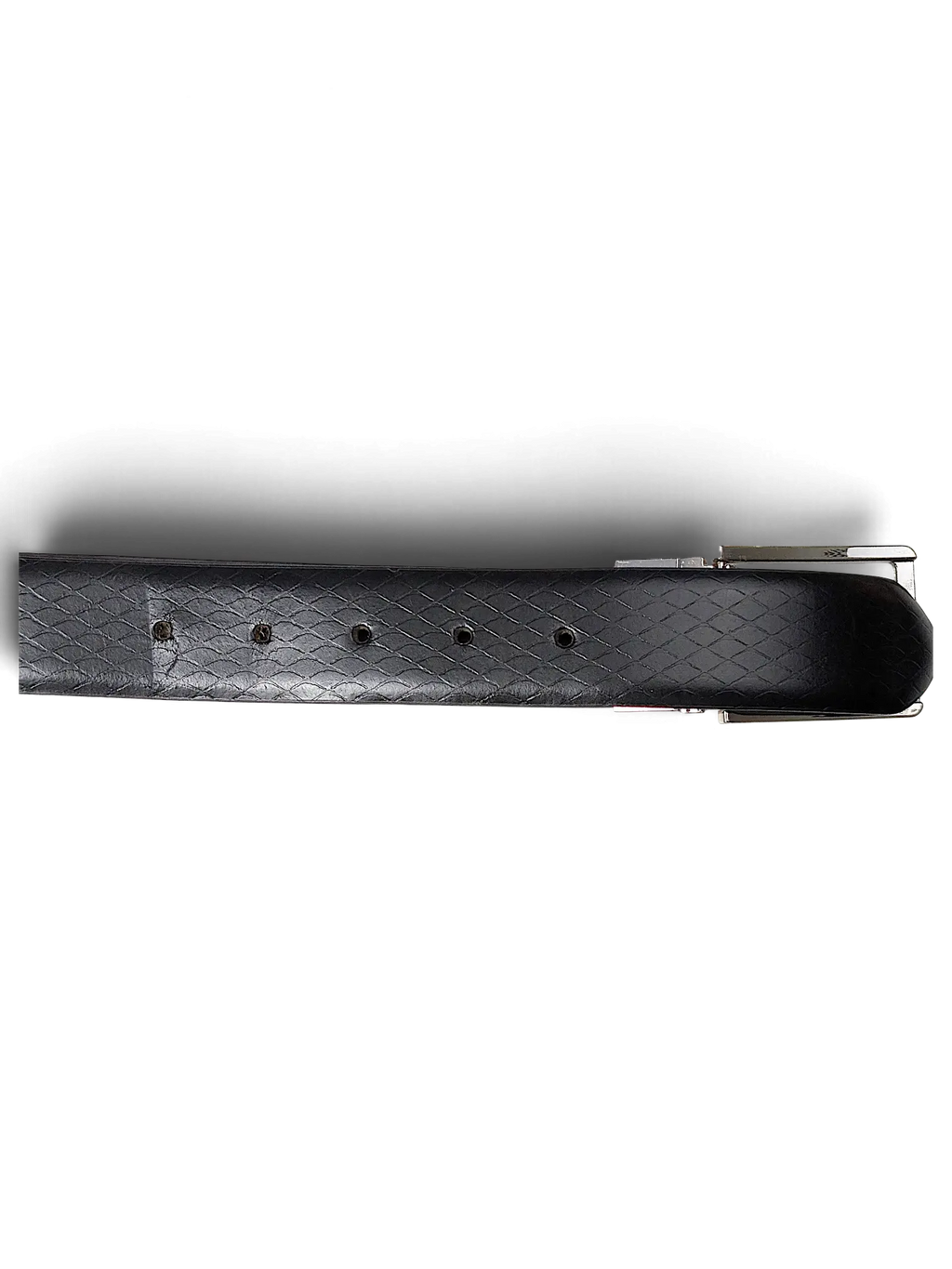 JAKE & IPI reversible black belt with a subtle diamond-patterned texture and a silver-tone metal buckle.