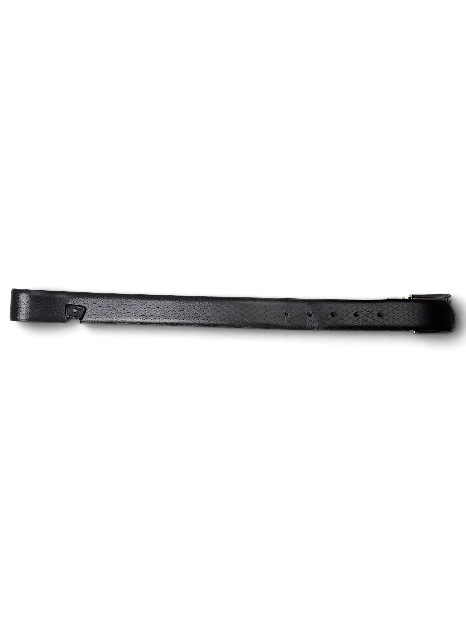 JAKE & IPI reversible belt in black with a subtle diamond texture pattern and a silver metal buckle