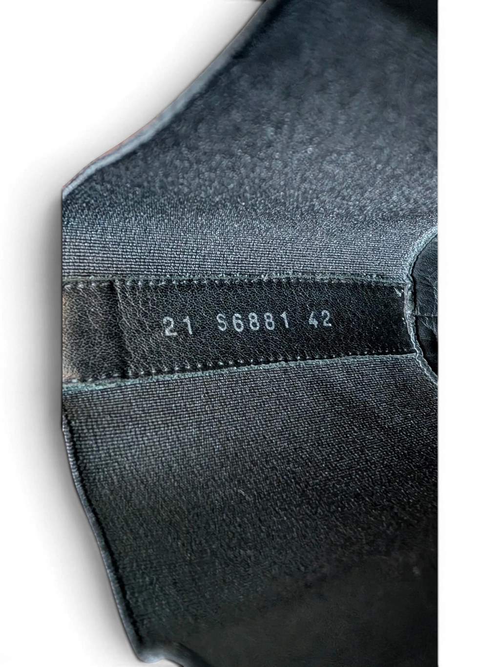 Interior label of JAKE & IPI Rick Owens Beatle Bozo Tractor boots showing serial number and size 42