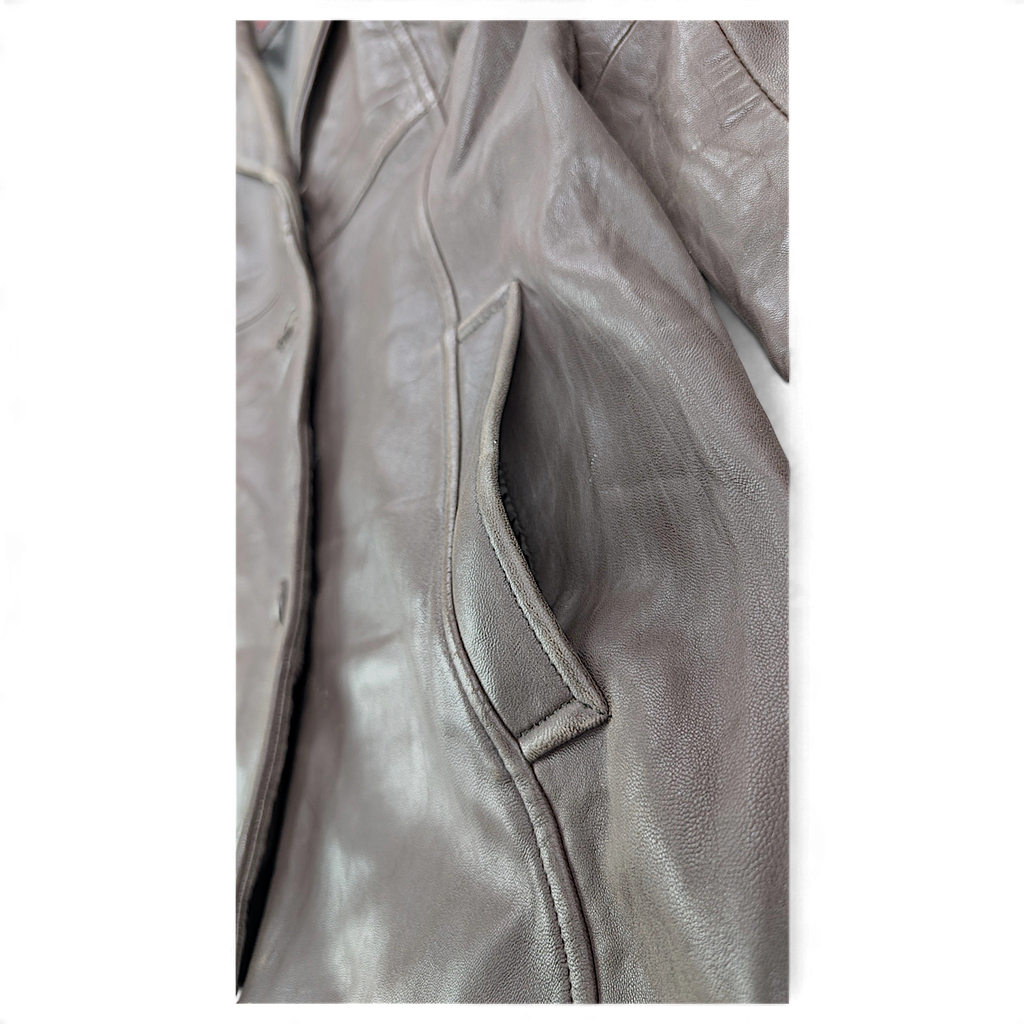 Lobi Lobi Brown Genuine Leather Car Coat – M – button-area wear.