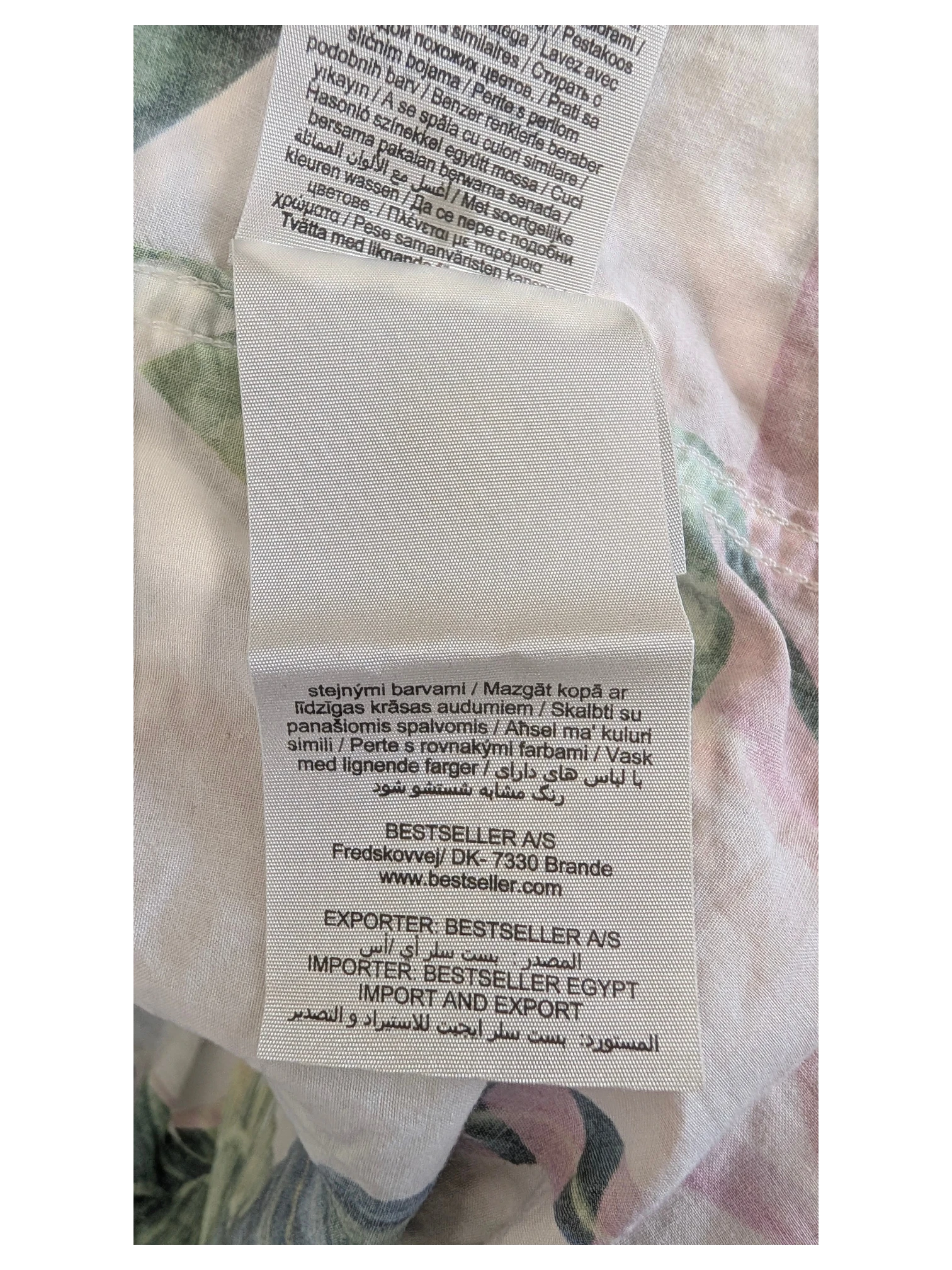 JAKE & IPI Selected Homme Hawaiian shirt care label with washing instructions and manufacturer details