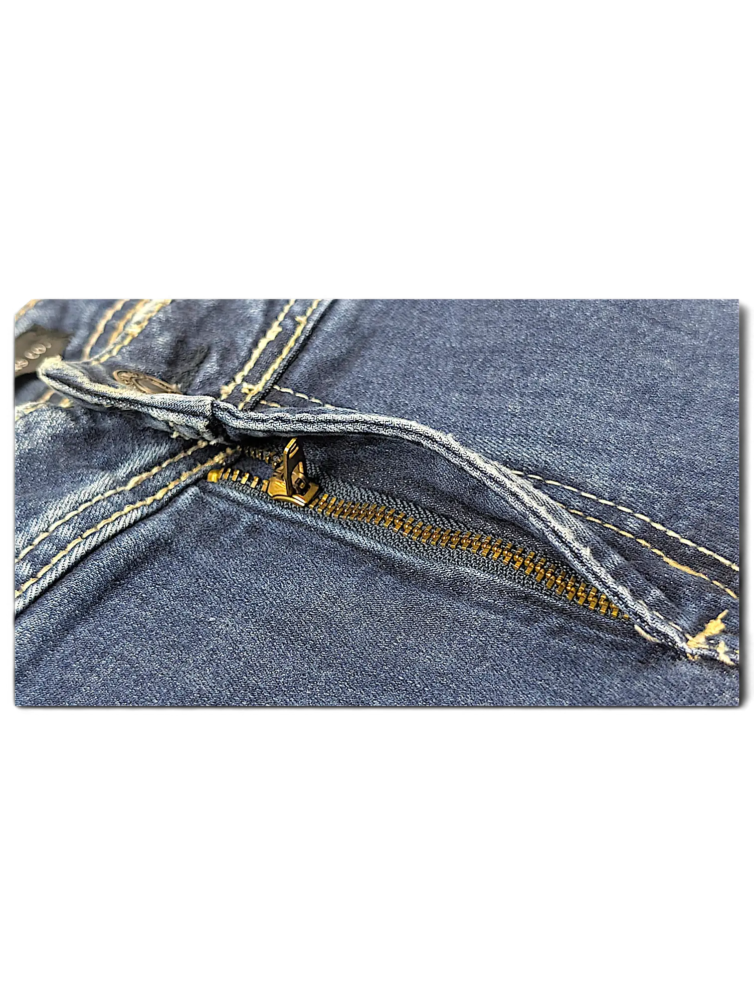 JAKE & IPI Silver Jeans Co Elyse slim boot jeans featuring dark blue denim fabric with contrast stitching and zipper