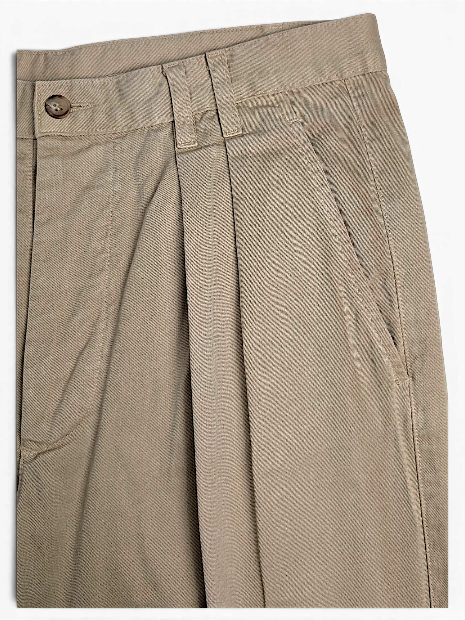 JAKE & IPI pre-owned Stefanel beige cotton tailored trousers featuring front pleats and a button closure