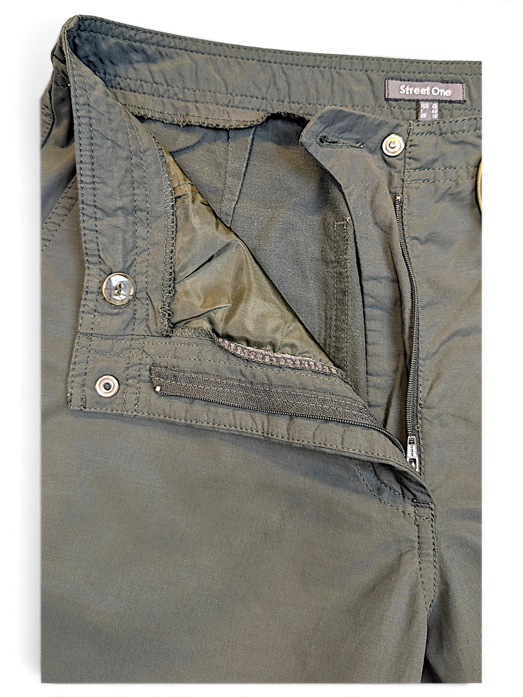 JAKE & IPI Street One Ricco dark green joggers featuring a zip fly and button closure in good pre-owned condition.