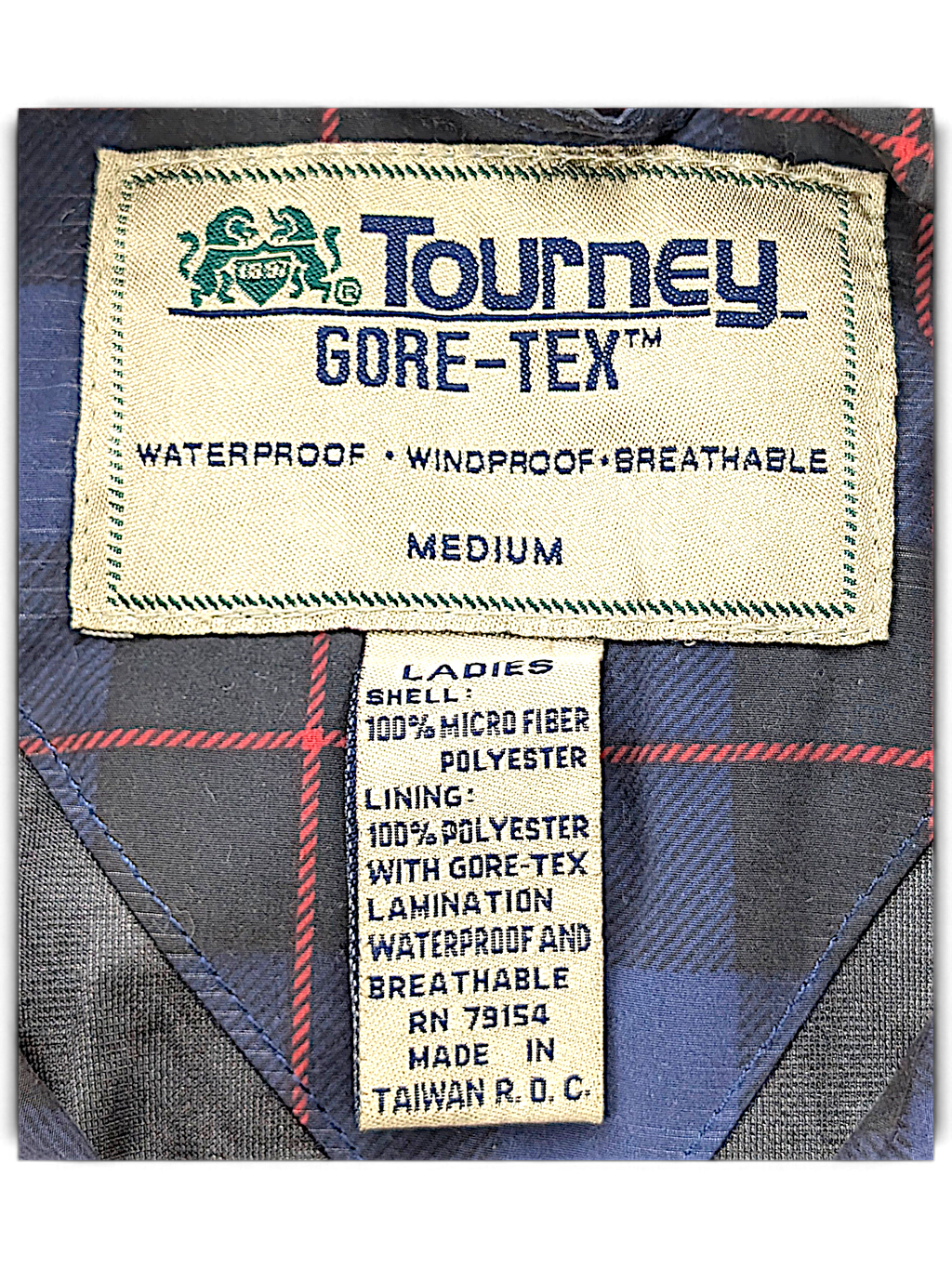 Tourney 1897 Red Gore-Tex Golf Pullover – M; brand, size, composition or care-label detail (image 5 of 5).