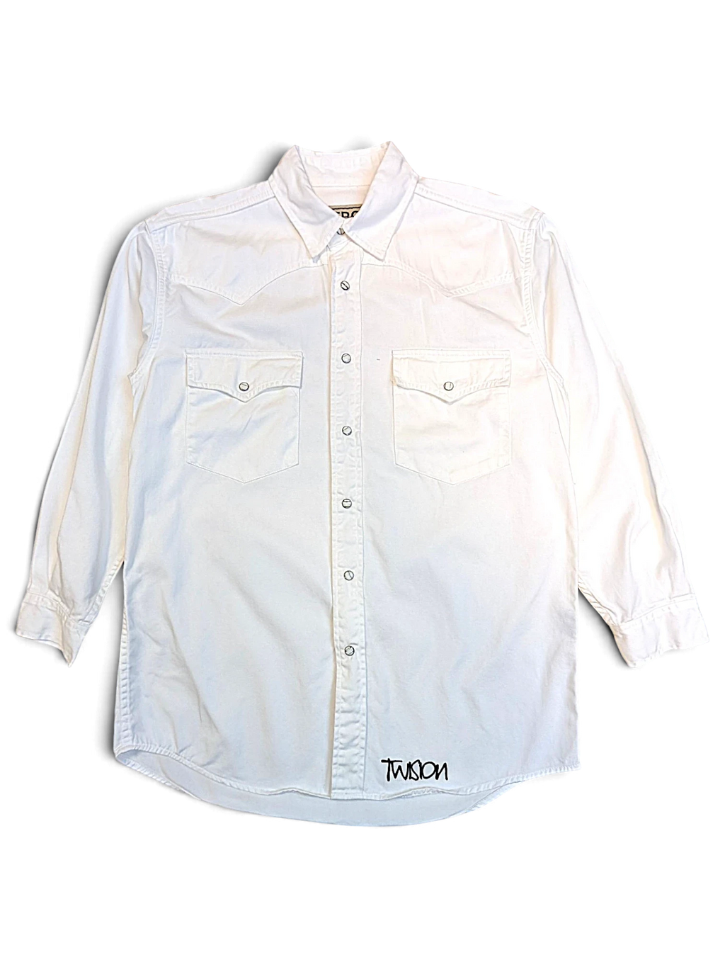 JAKE & IPI Twision white long-sleeve western-style button-down shirt with chest pockets and embroidered logo