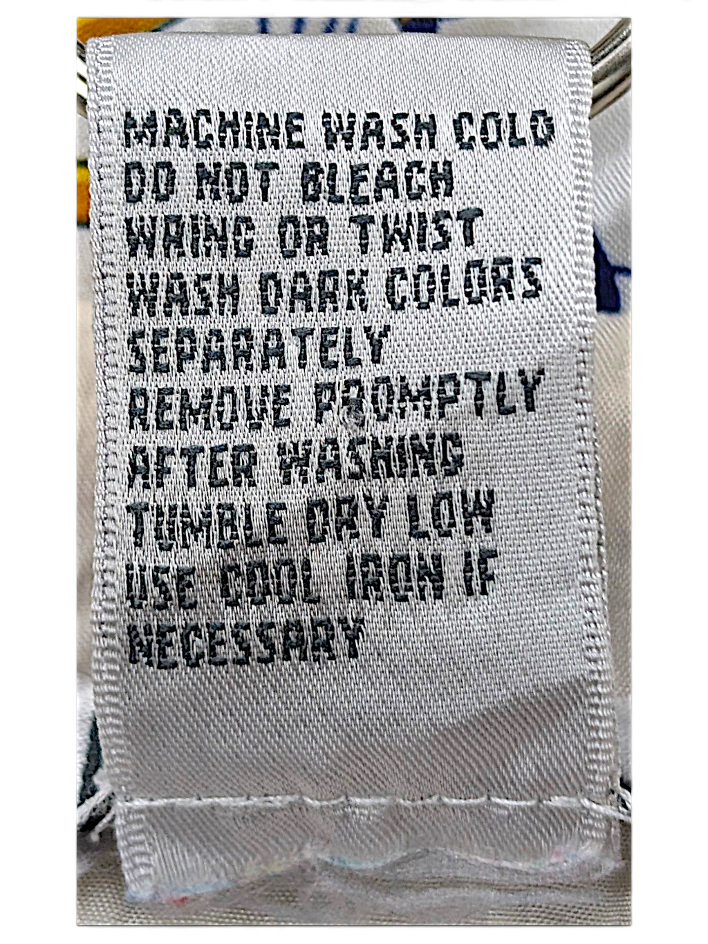 Lavon White Baroque Chain Print Windbreaker – M; brand, size, composition or care-label detail (image 4 of 4).