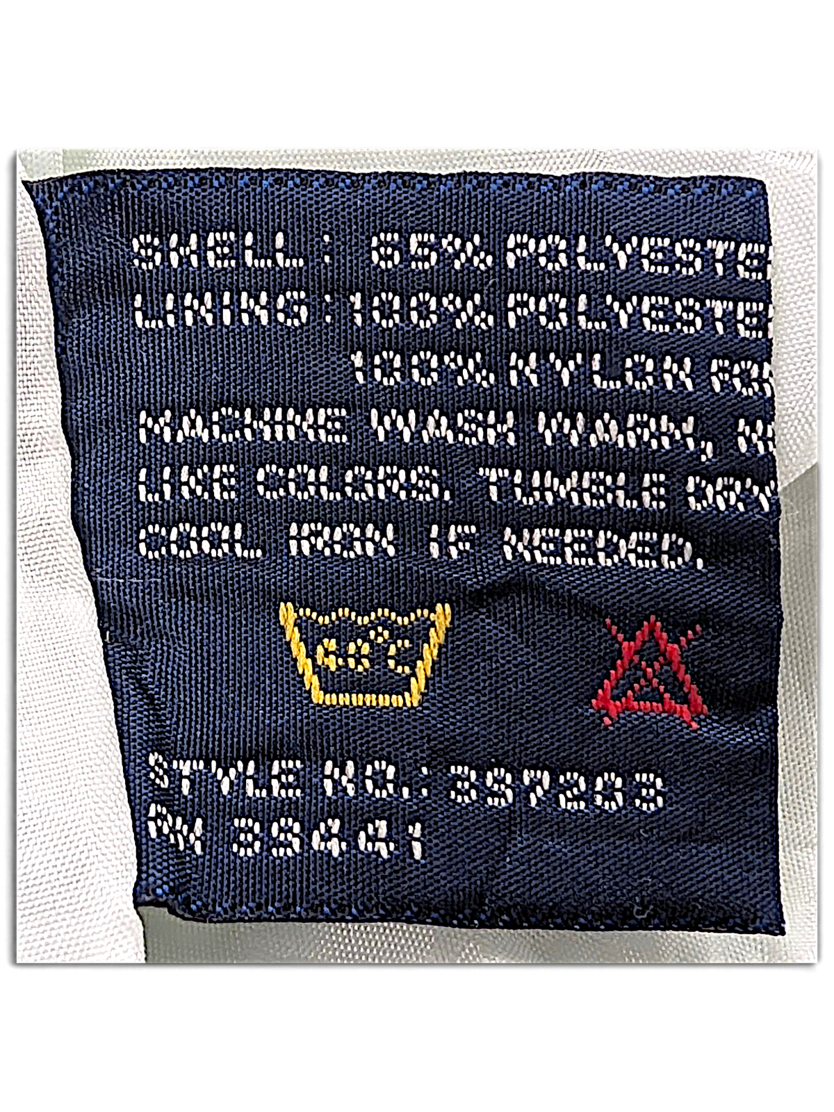 Pacific Trail White Drawcord Windbreaker – M; brand, size, composition or care-label detail (image 8 of 8).