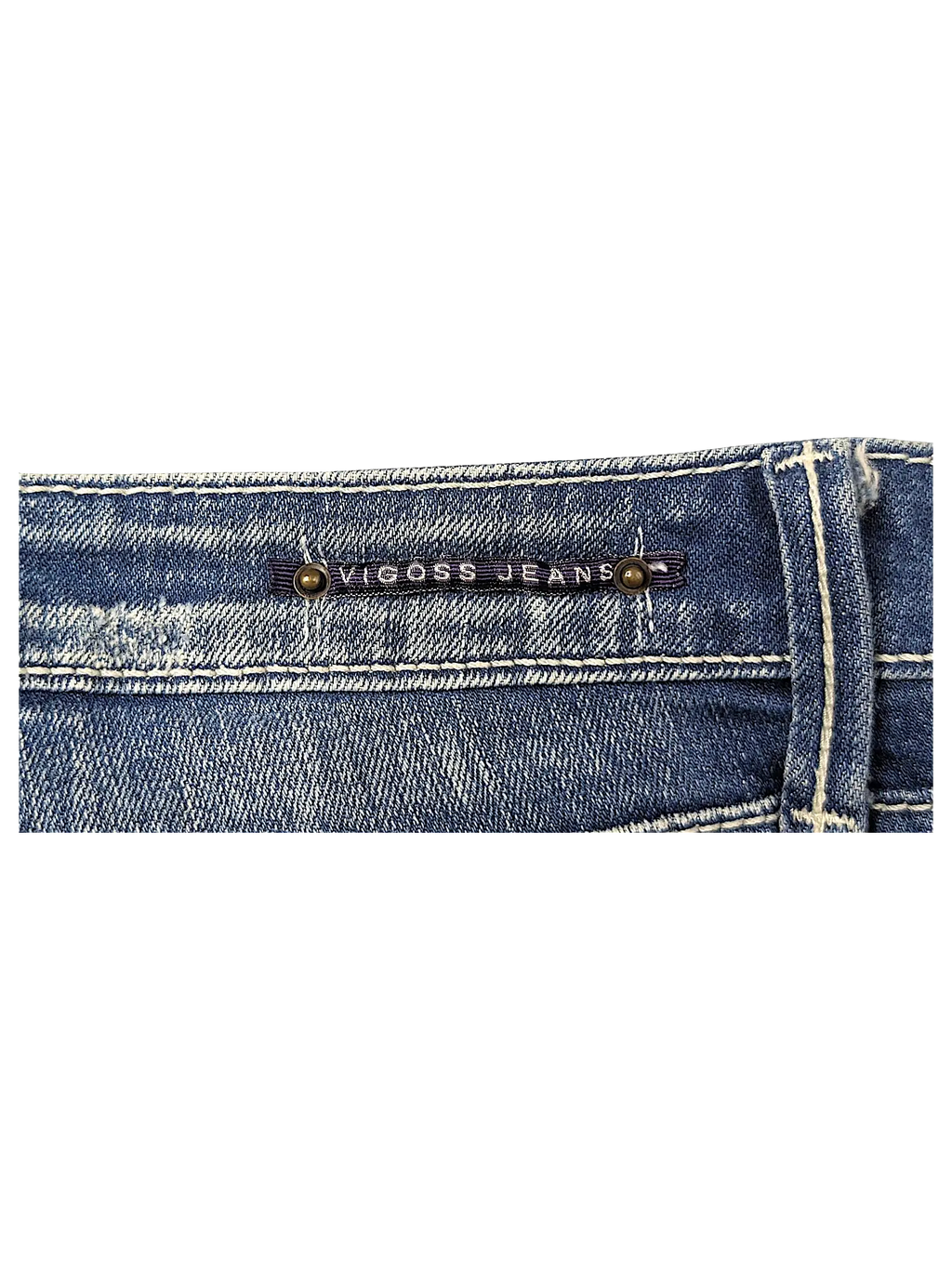 JAKE & IPI Vigoss flare jeans featuring a blue denim waistband with a branded logo patch and contrast stitching