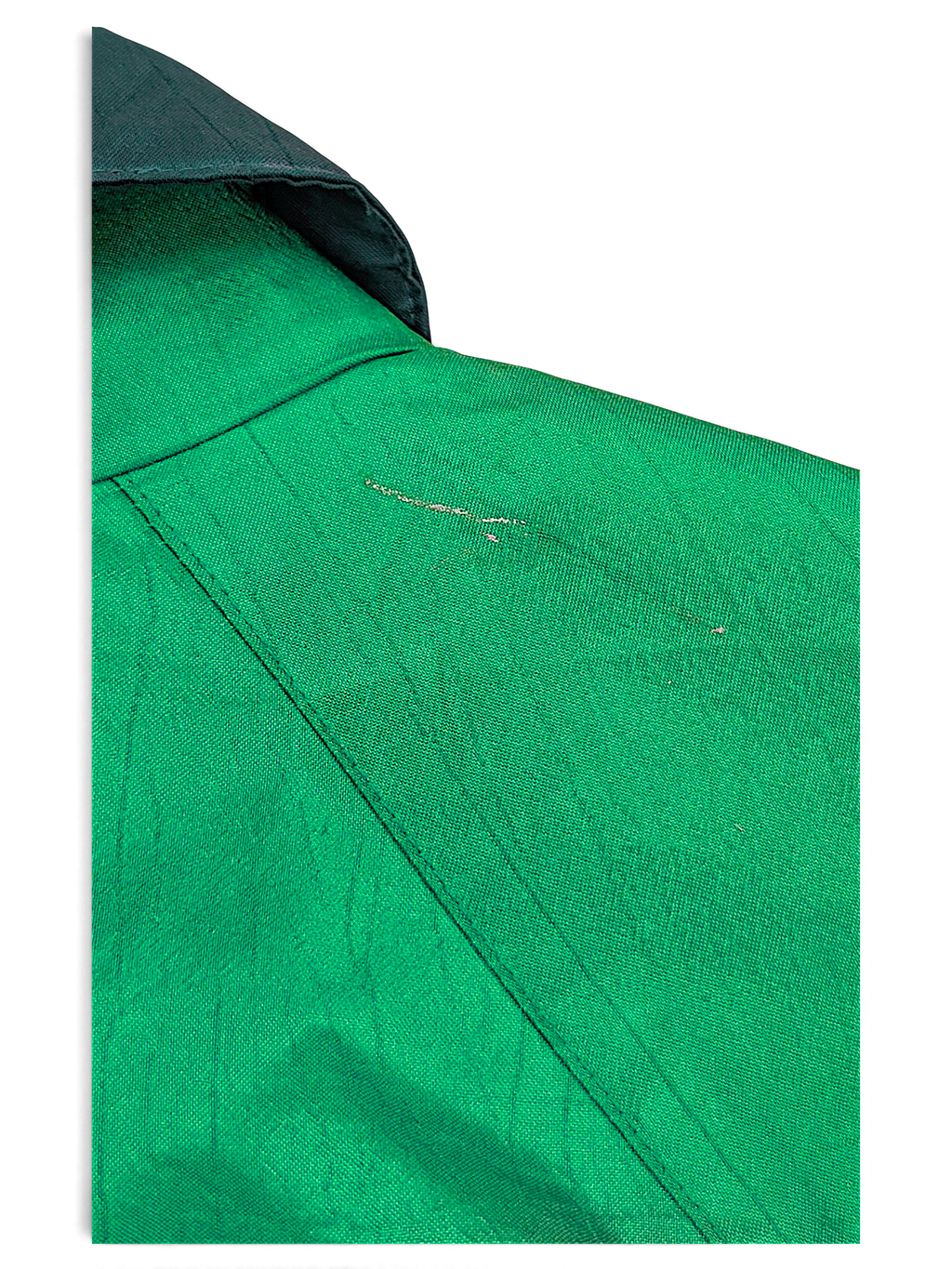Cabin Creek Petite Green Drawcord Jacket; Small pale abrasion at the shoulder.