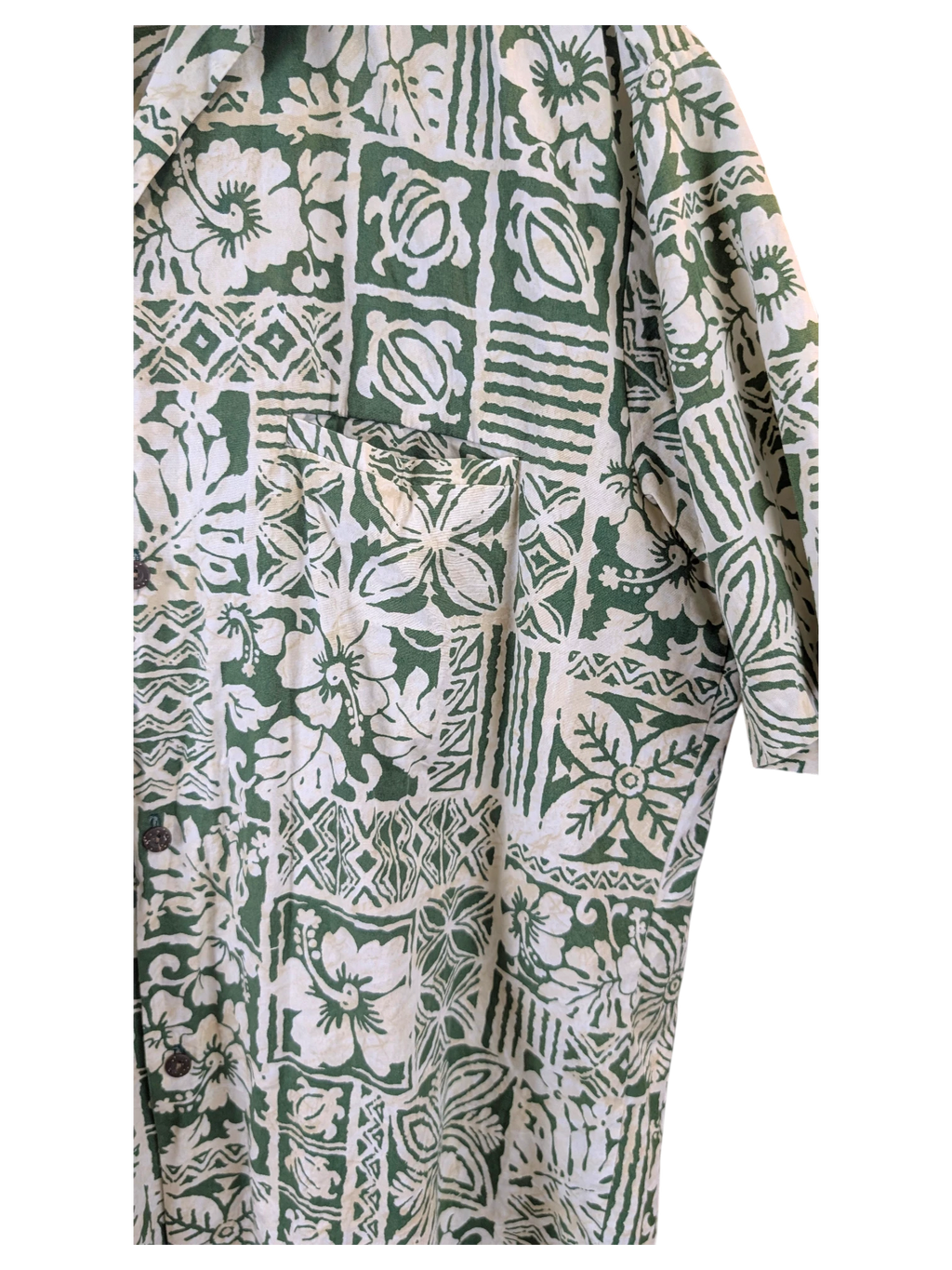 JAKE & IPI vintage 90s Hawaiian shirt in green and white with hibiscus and turtle geometric print and chest pocket
