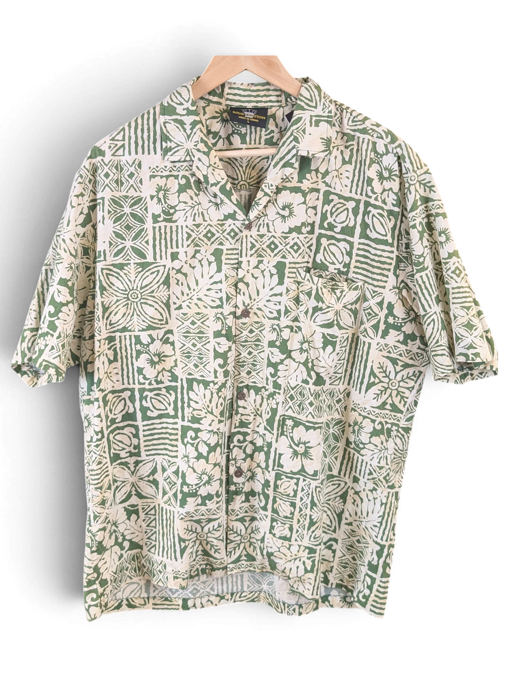 JAKE & IPI vintage 90s Royal Creations Hawaiian shirt in green and white with a geometric floral print