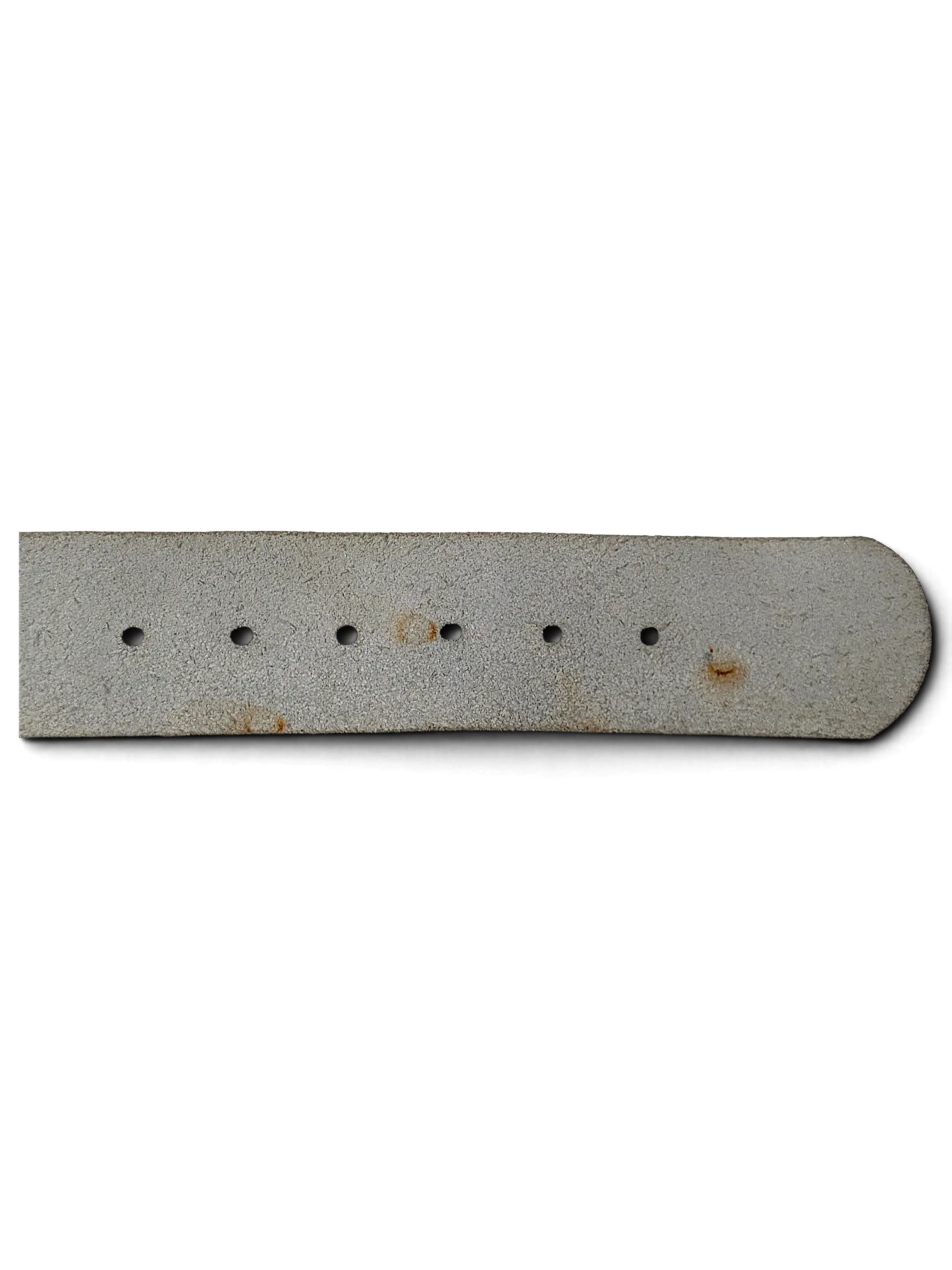 JAKE & IPI white leather belt featuring a Y2K aesthetic with visible texture and metal eyelet holes.