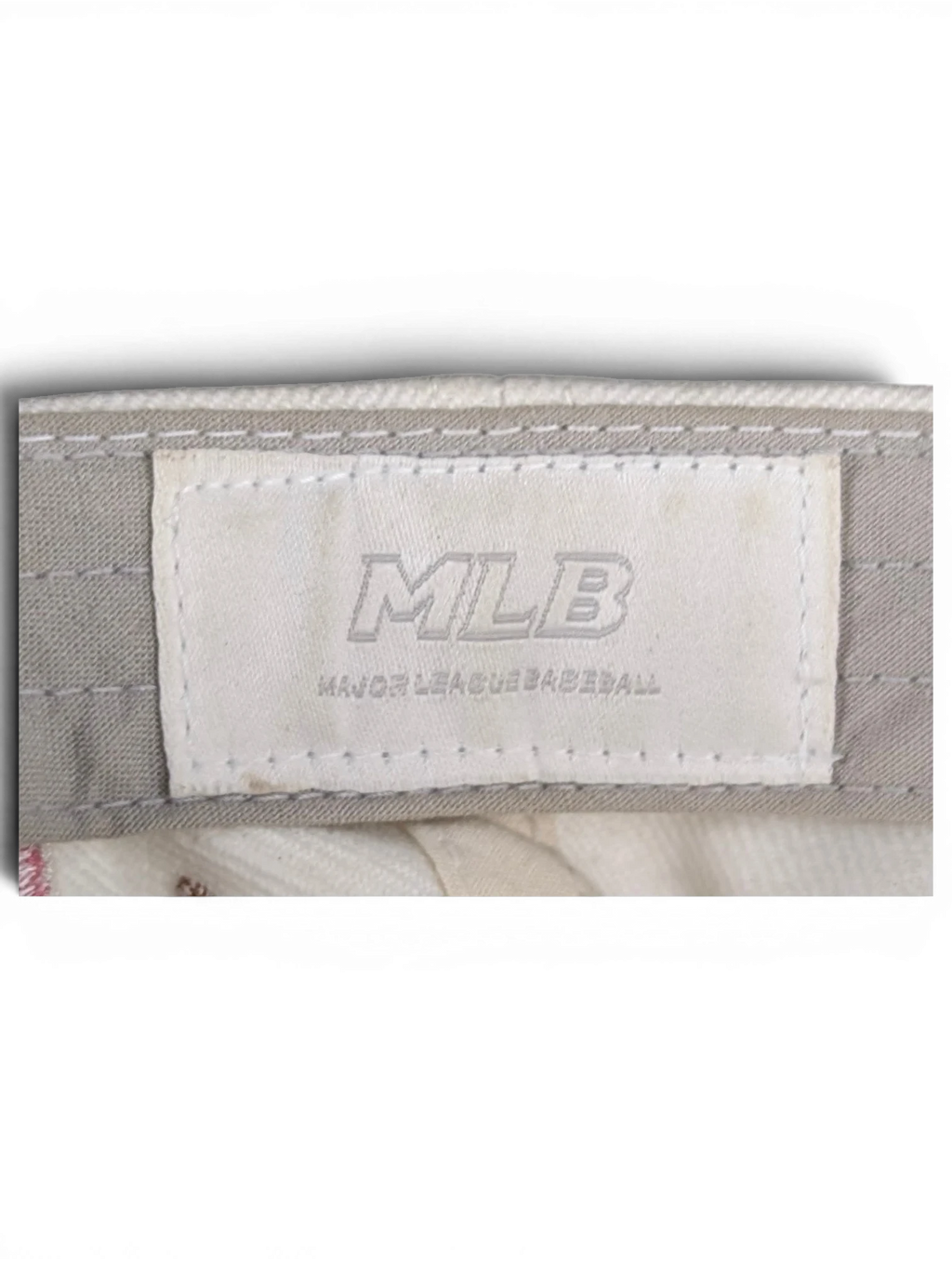 JAKE & IPI white baseball cap featuring an interior MLB Major League Baseball brand label