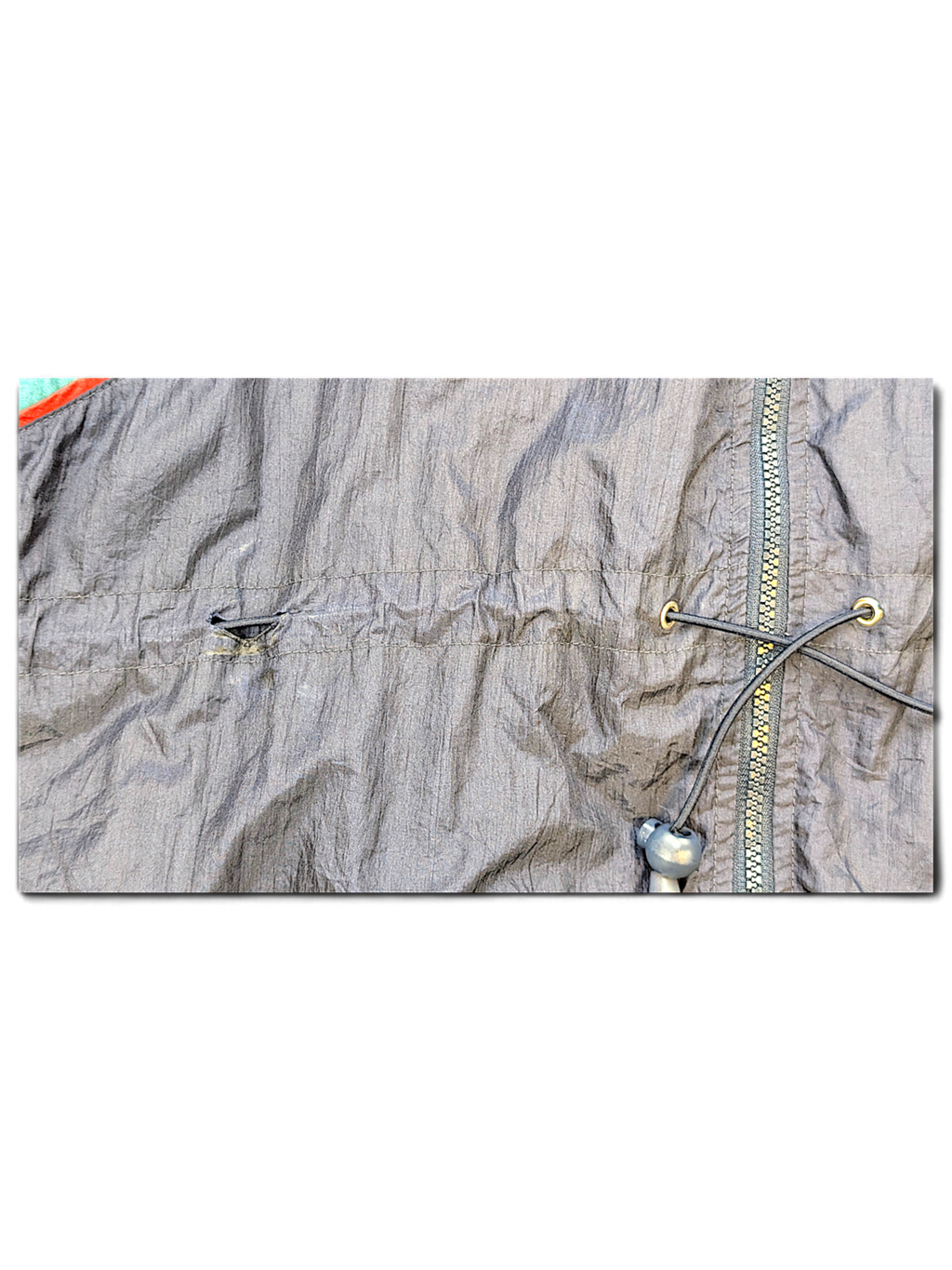 Wilson Navy Colourblock Windbreaker – XL; detail view showing fabric, construction, label or condition (image 4 of 7).