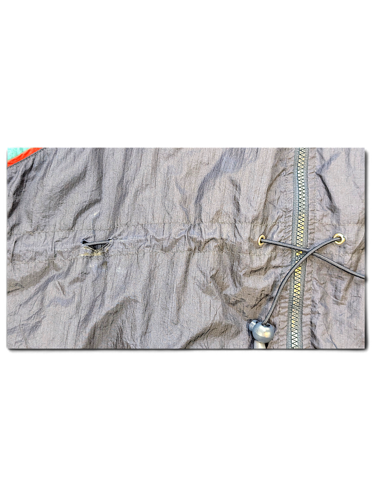 Wilson Navy Colourblock Windbreaker – XL; detail view showing fabric, construction, label or condition (image 4 of 7).