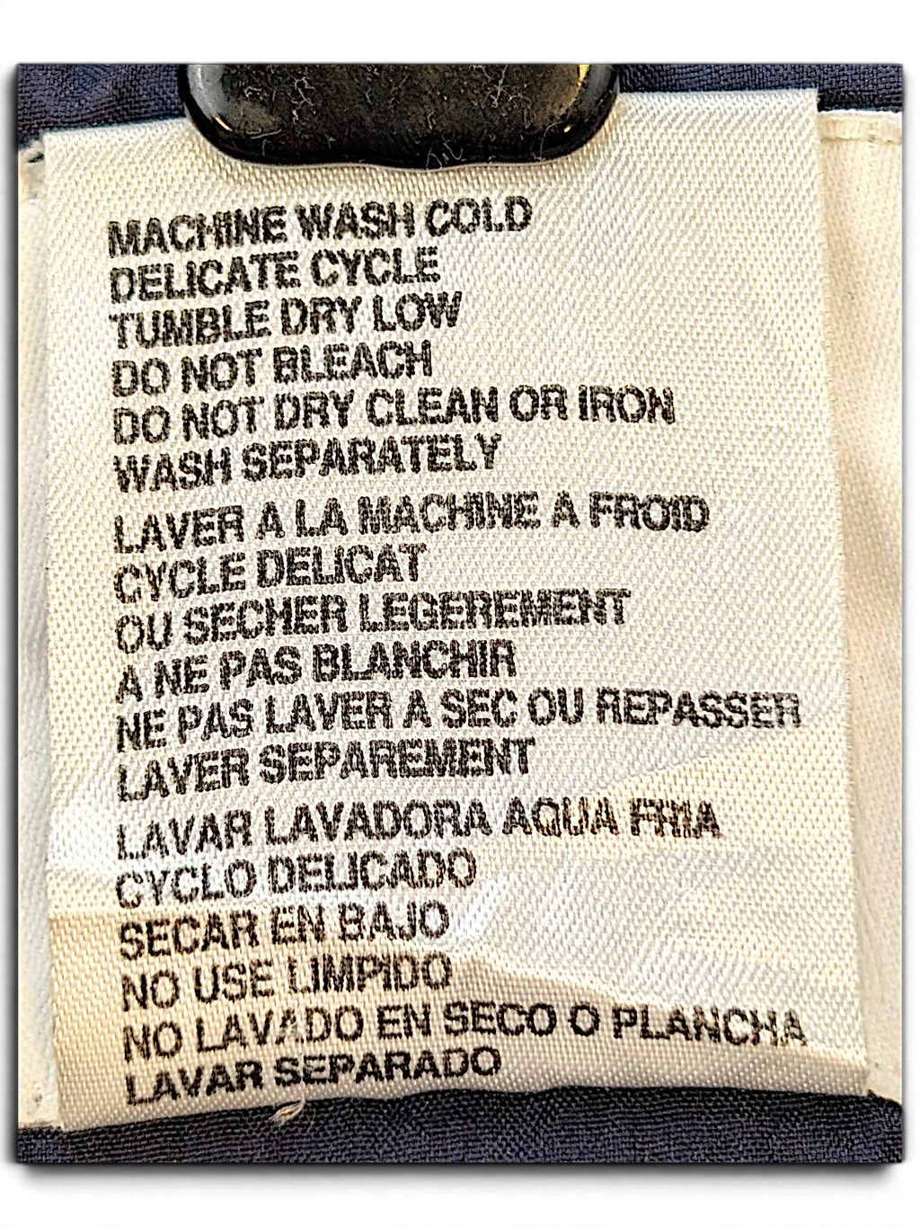 Wilson Navy Colourblock Windbreaker – XL; brand, size, composition or care-label detail (image 7 of 7).