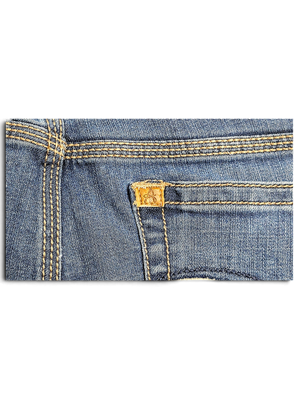 JAKE & IPI pre-owned Wrangler Aura mid blue bootcut jeans featuring detailed contrast stitching on back pockets