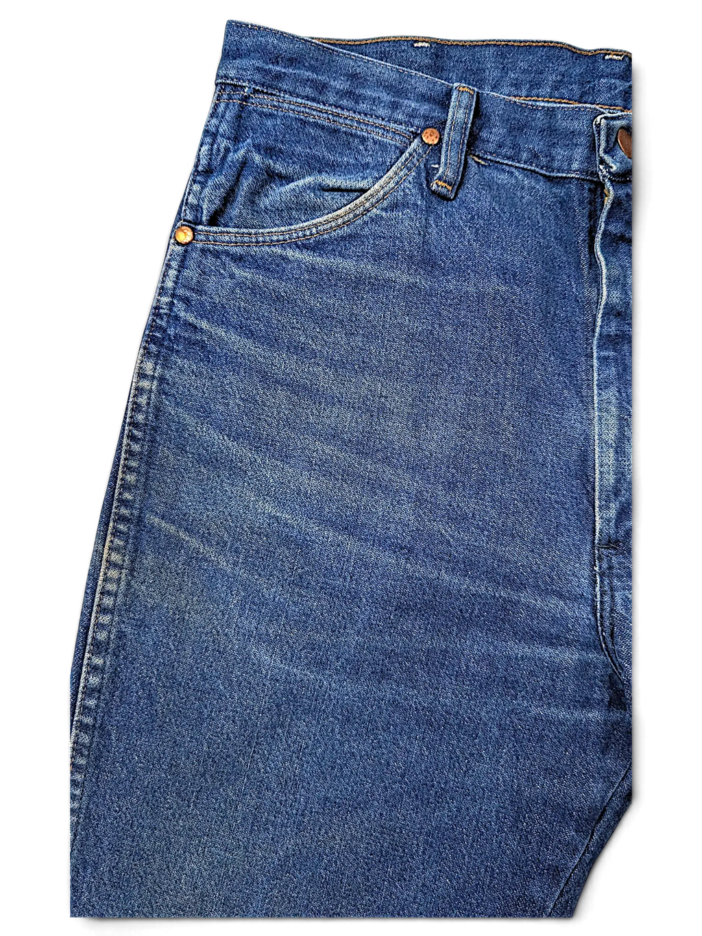 JAKE & IPI Wrangler 936PWD blue denim jeans with classic five-pocket styling and copper rivets