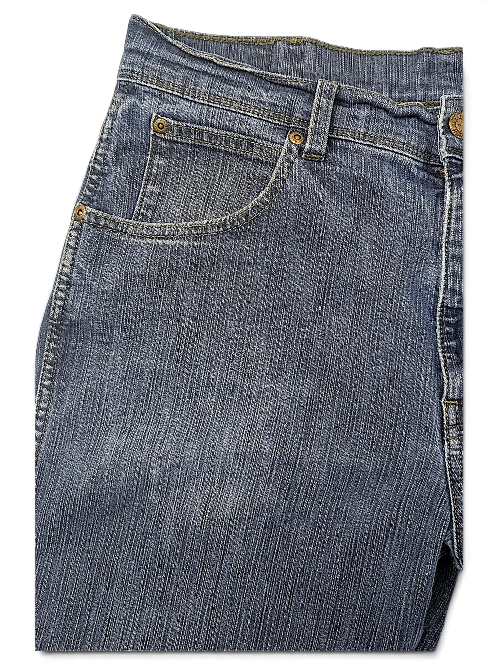 JAKE & IPI Wrangler blue denim jeans featuring classic five-pocket construction and copper rivets