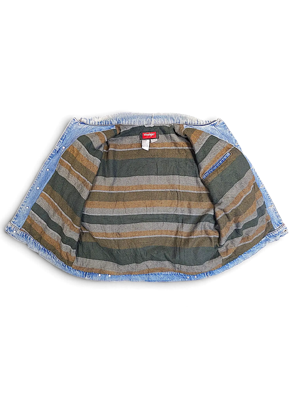 JAKE & IPI vintage Wrangler denim jacket featuring a warm striped quilt lining and Harley Davidson embroidery.