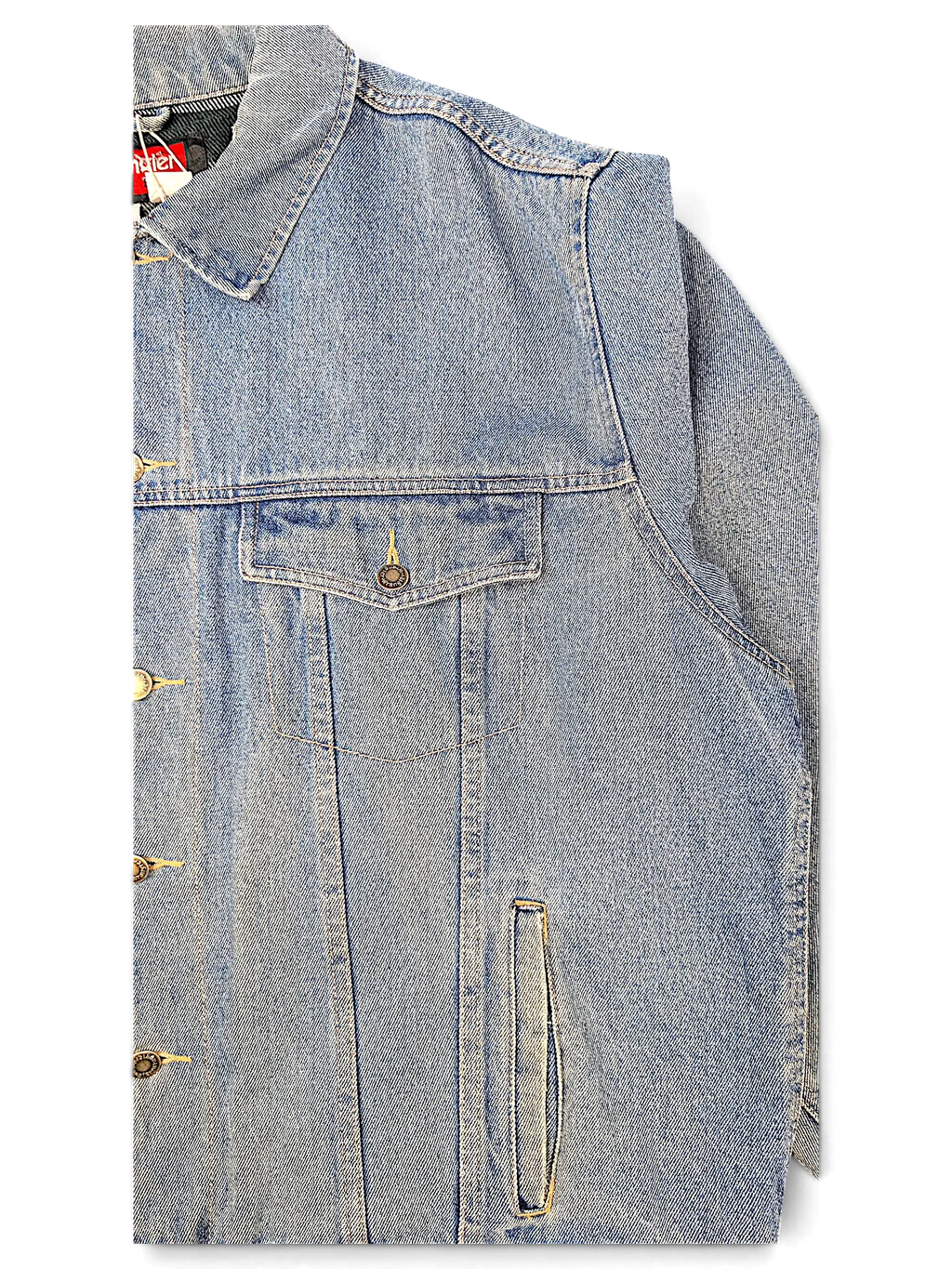 JAKE & IPI Wrangler light wash denim jacket with quilted interior lining and button-up front closure