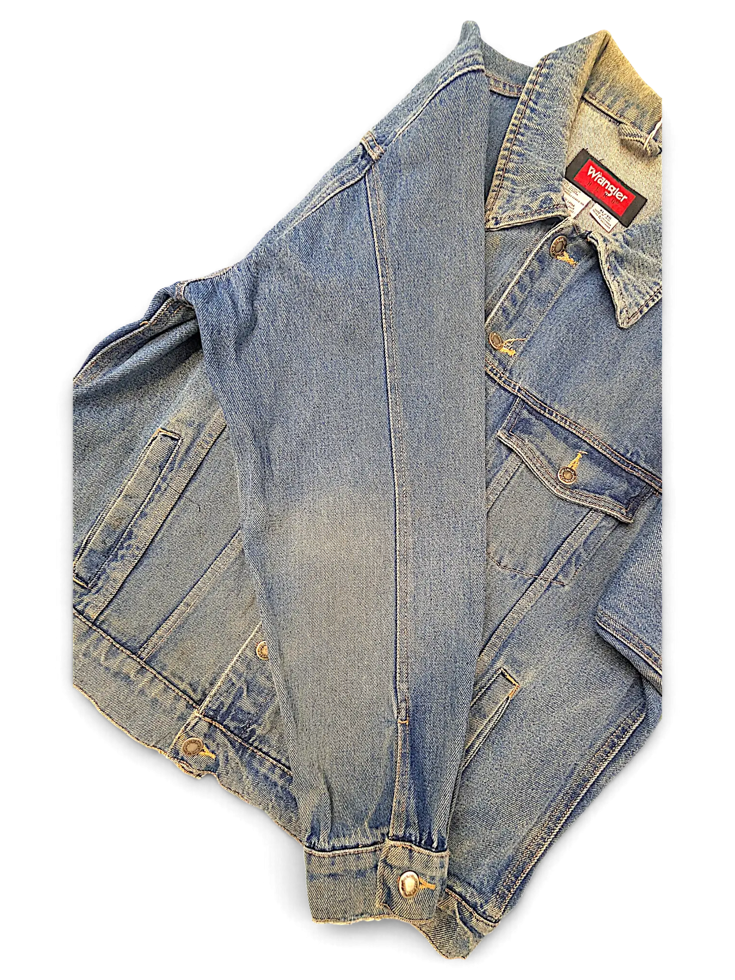JAKE & IPI Wrangler Hero blue denim jacket with classic collar, button-up front, and chest pockets