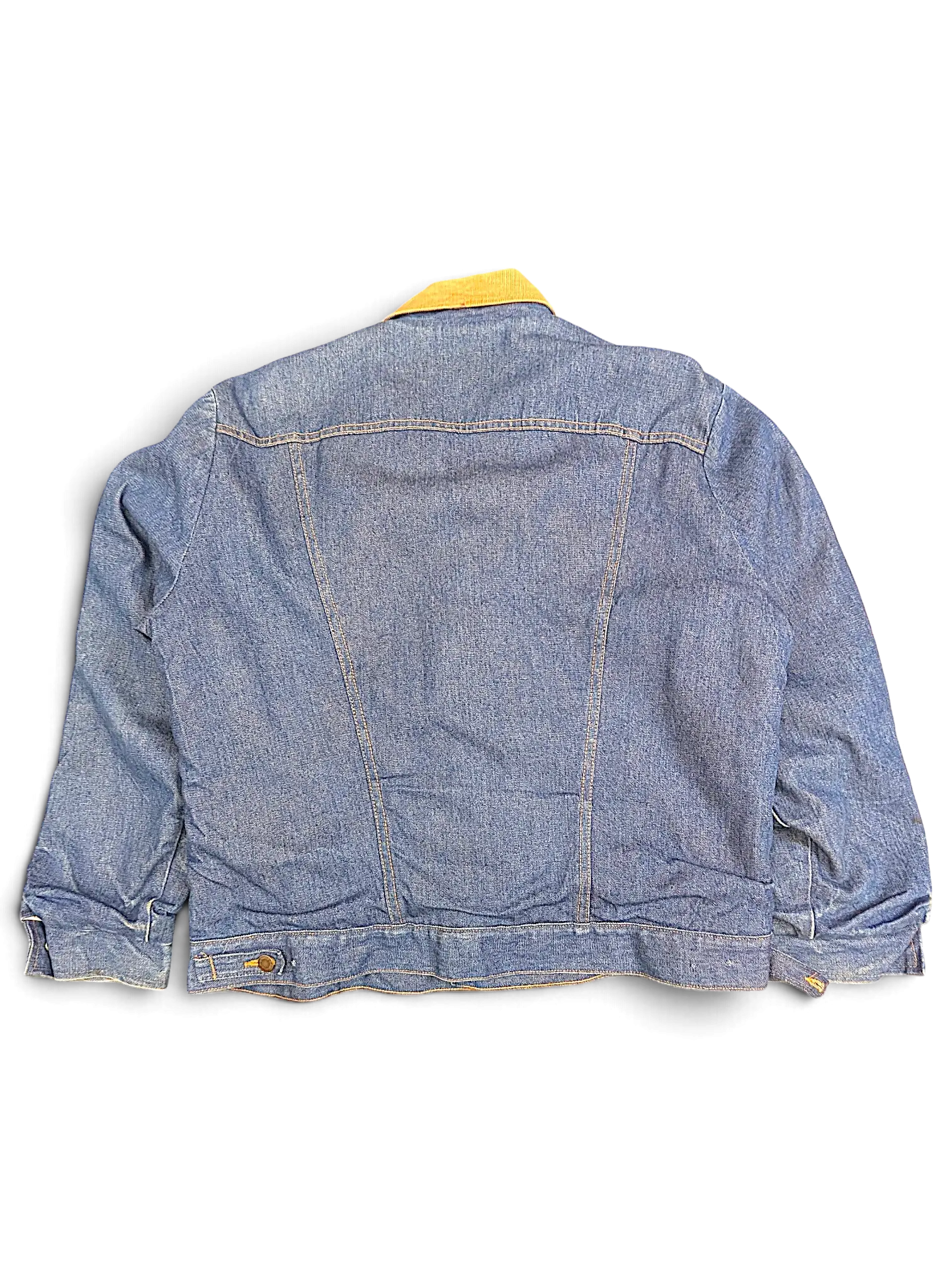 Back view of a vintage Wrangler 80/90's blue denim sherpa jacket with a tan corduroy collar from JAKE & IPI.