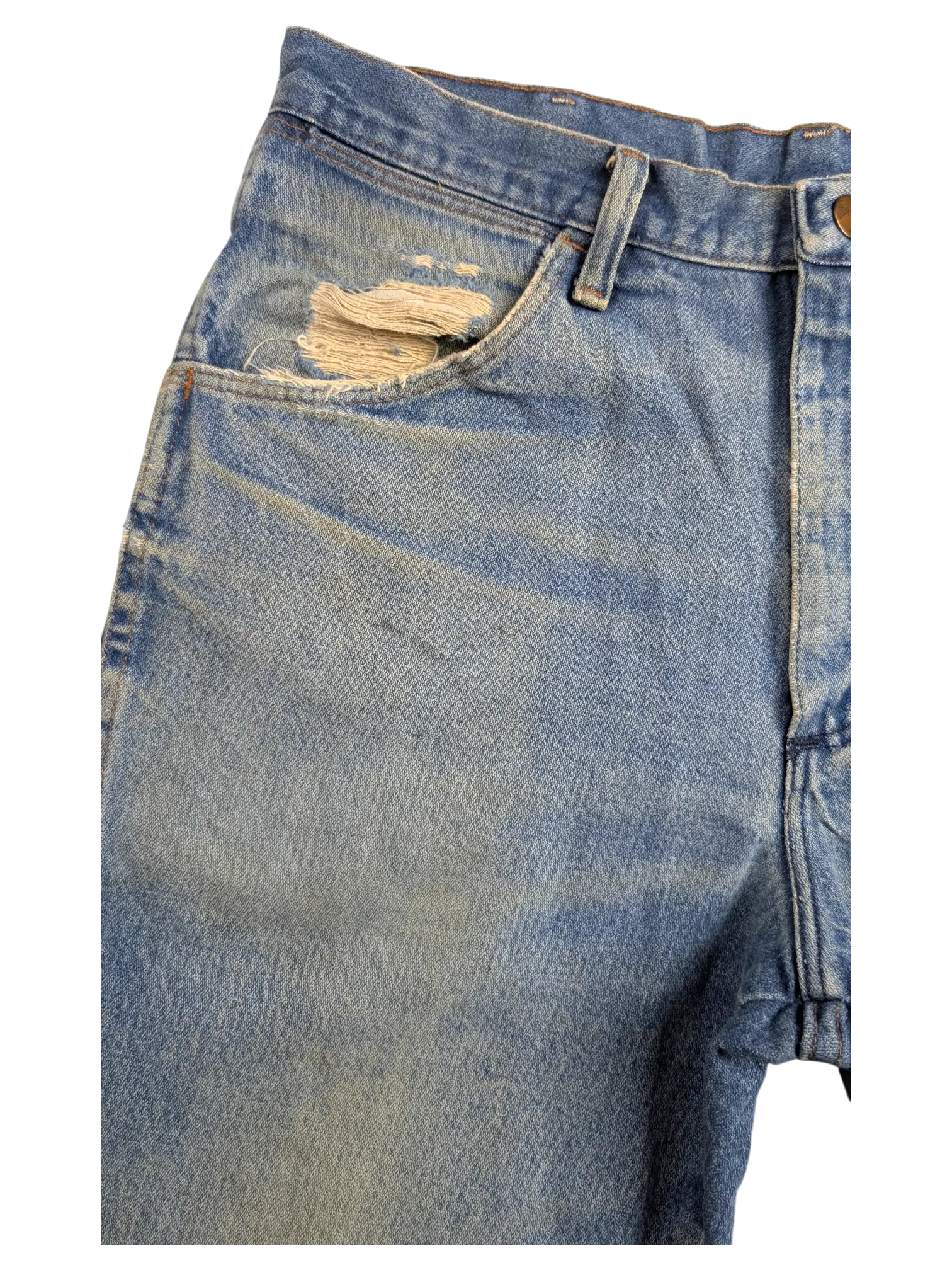 JAKE & IPI Wrangler bootcut jeans in light blue denim with distressed pocket detail and vintage wash finish.