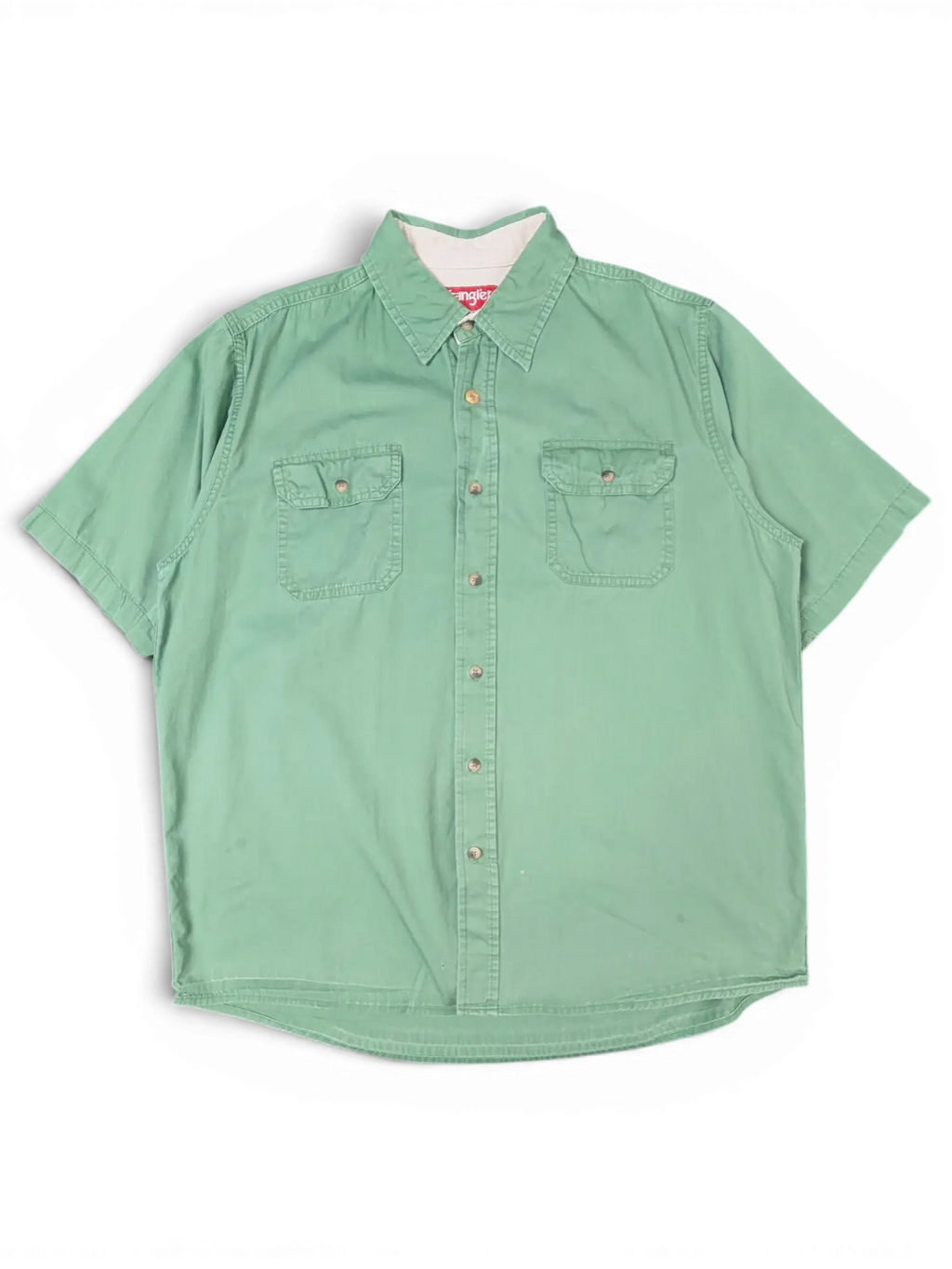 JAKE & IPI pre-owned Wrangler green short sleeve utility shirt with button-front and dual chest pockets.