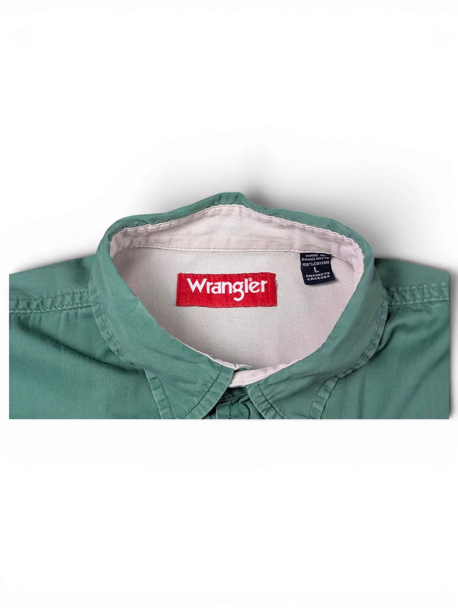 JAKE & IPI pre-owned green Wrangler utility shirt with button-front and chest pockets, size large.