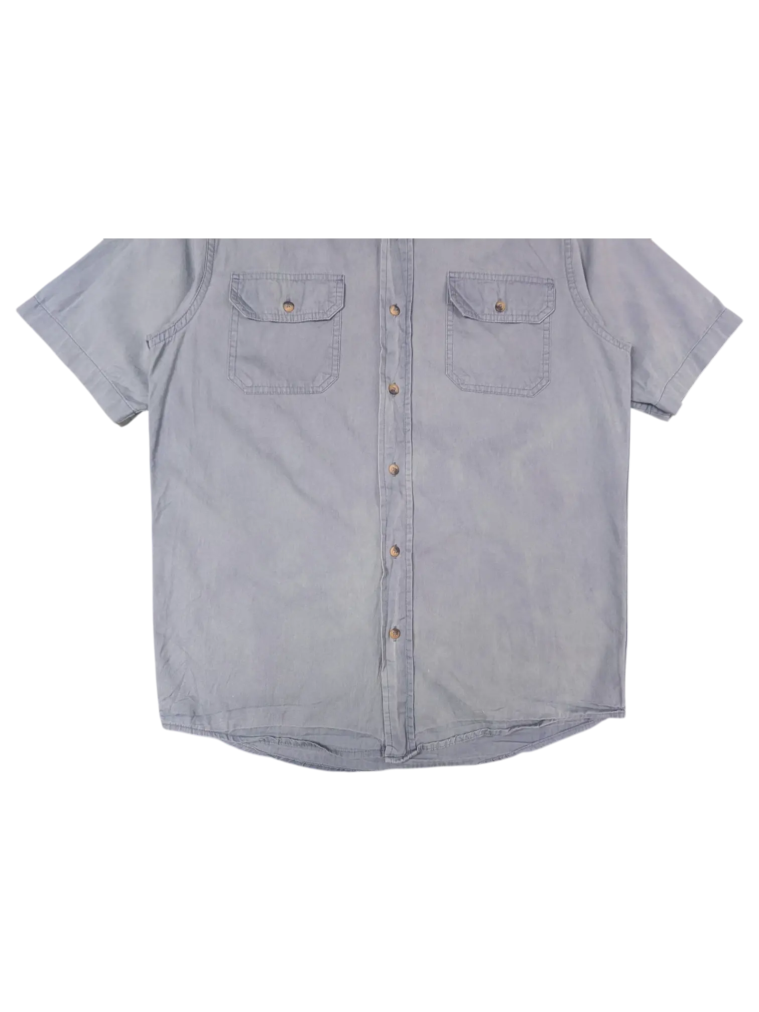 JAKE & IPI vintage Wrangler grey short sleeve utility shirt with button-front closure and two chest flap pockets.