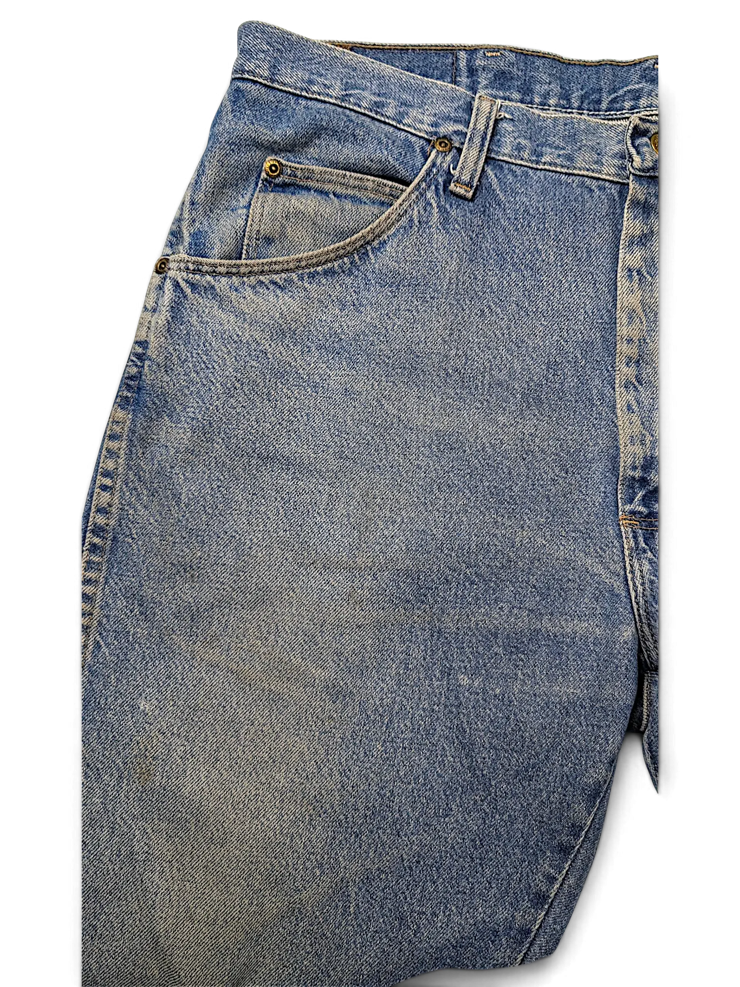 JAKE & IPI Wrangler 96501DS light wash blue denim jeans with classic five-pocket styling and metal rivets.