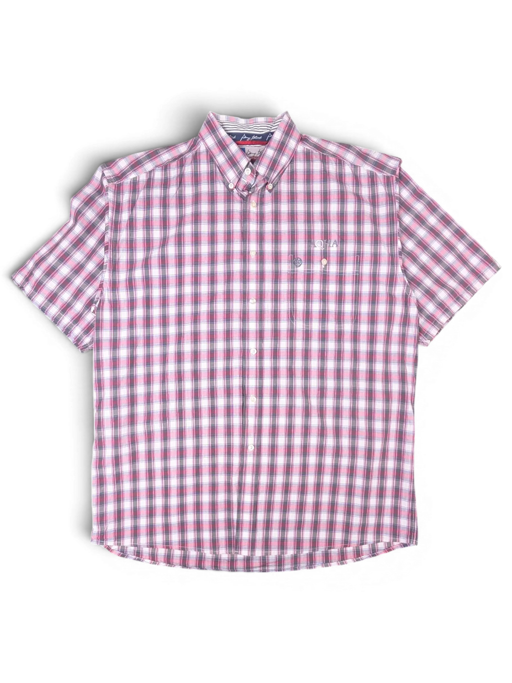 JAKE & IPI Wrangler short sleeve button-down shirt in pink, navy, and white plaid with a chest pocket.