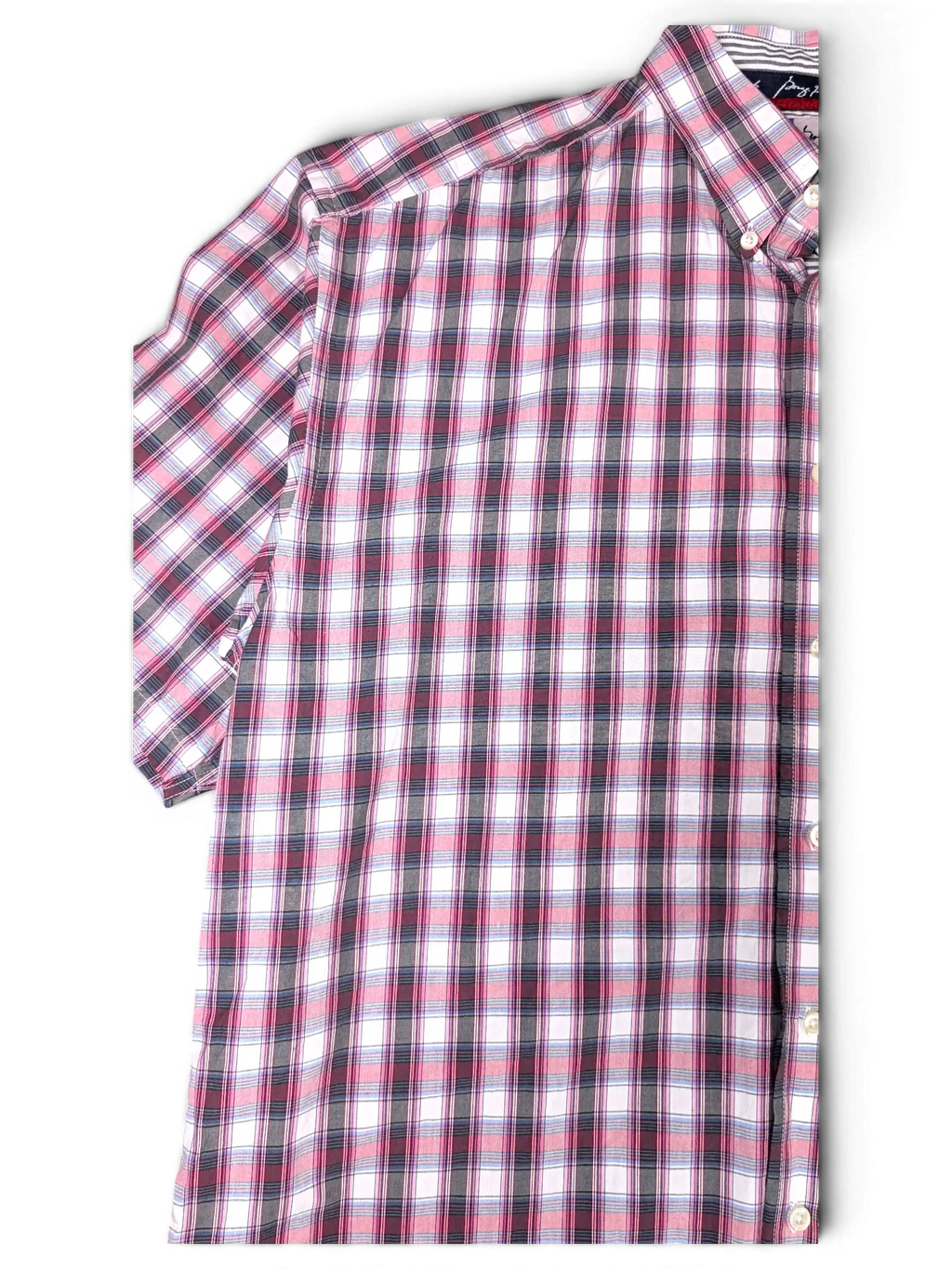 JAKE & IPI vintage Wrangler short sleeve button-down shirt in pink, navy, and white plaid pattern.