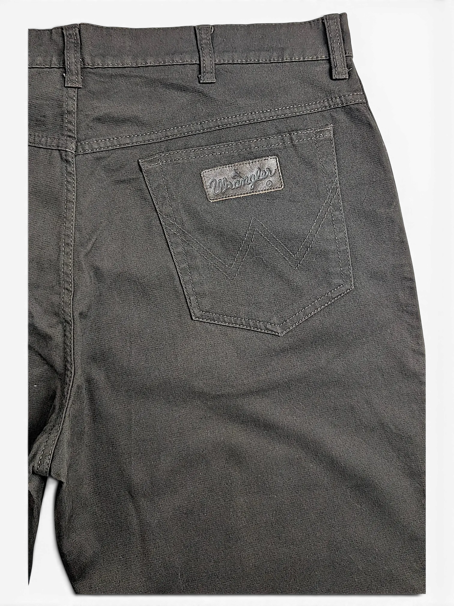 JAKE & IPI Wrangler Texas stretch pants in dark grey with signature back pocket stitching and leather logo patch